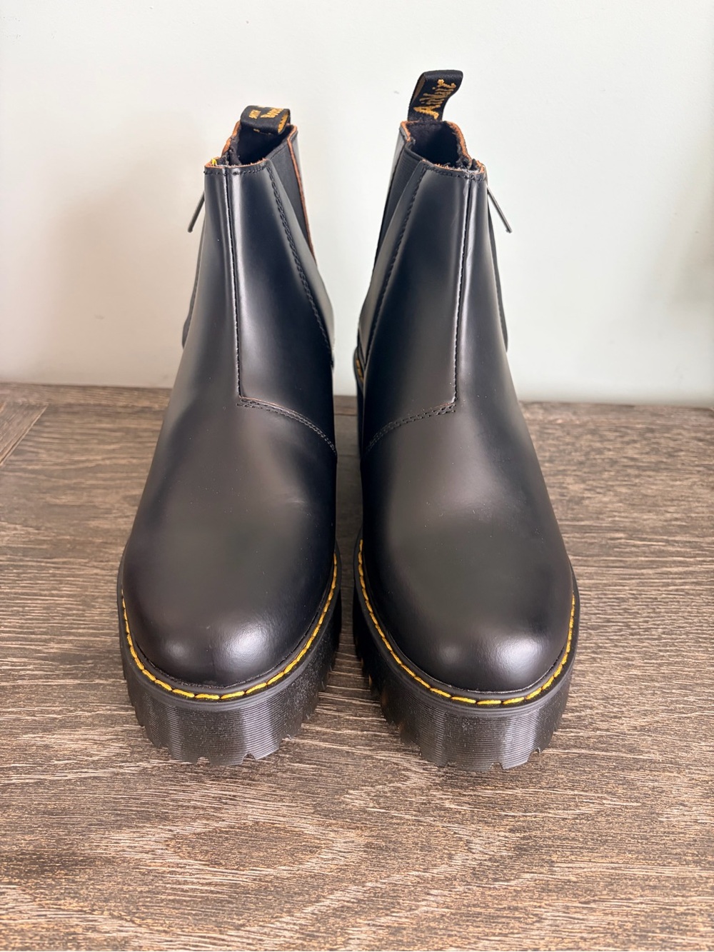 Dr. Martens Spence Leather Flared Heel Chelsea Boots Black Women's Size 10